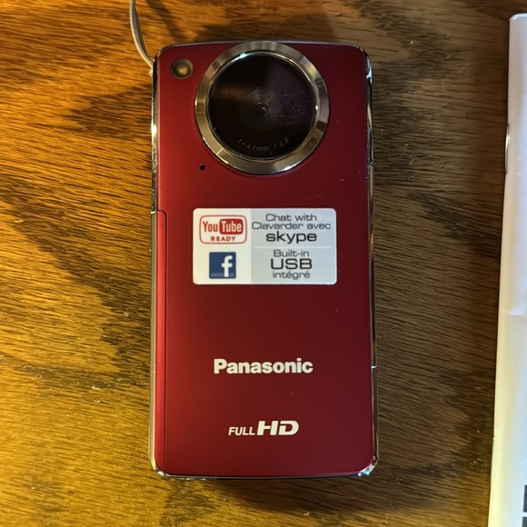 Panasonic High Definition Mobile Camera - Picture 2 of 2